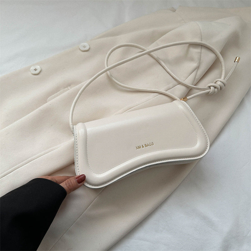 Leisure Commute Shoulder Bag