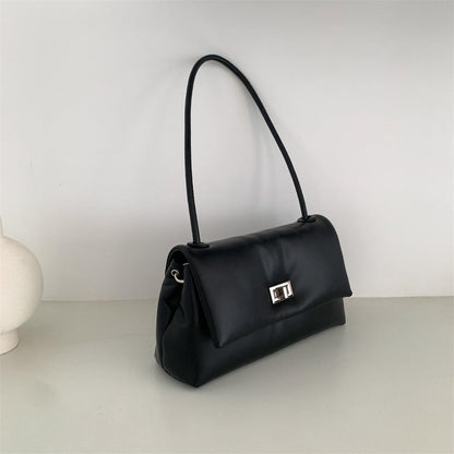 Maxi Shoulder Bag
