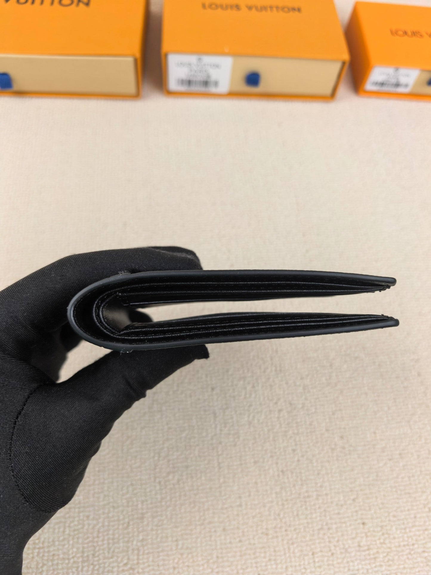 Multiple Wallet Black Aerogram