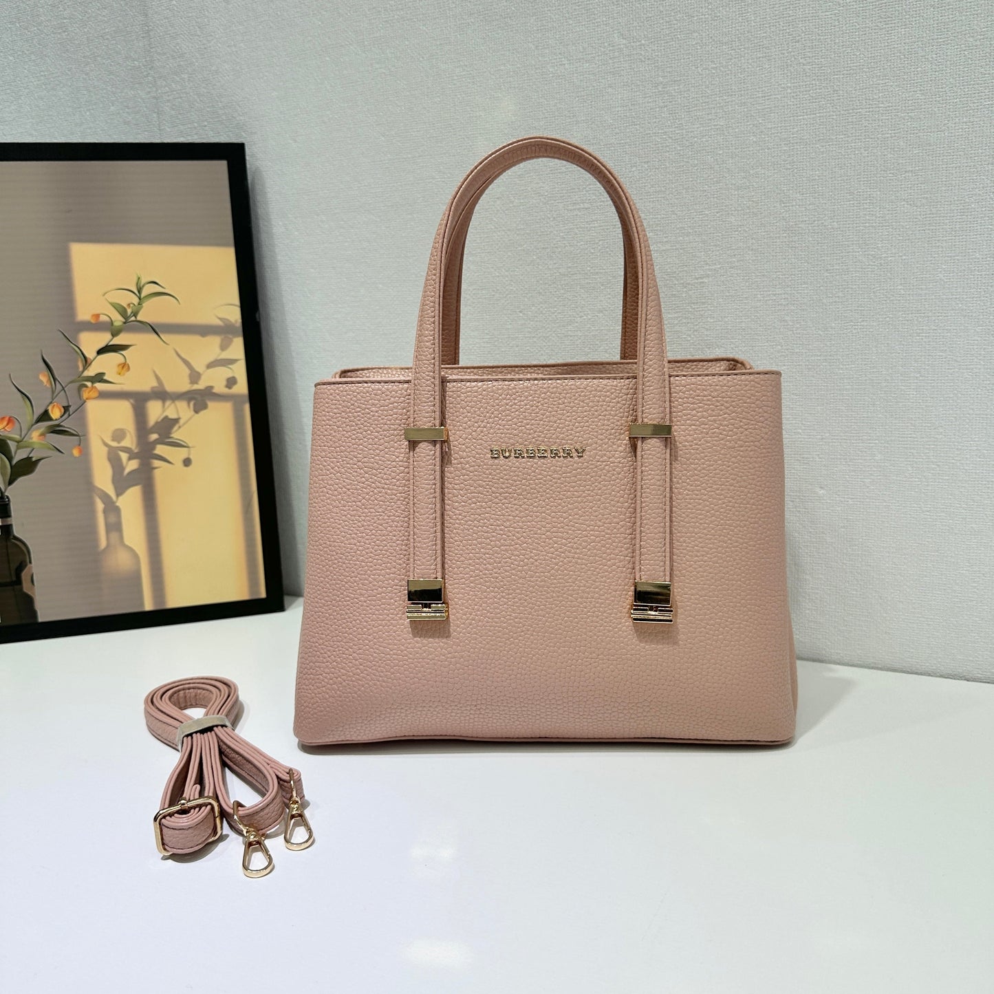 Dune Lonodon Tote Bag