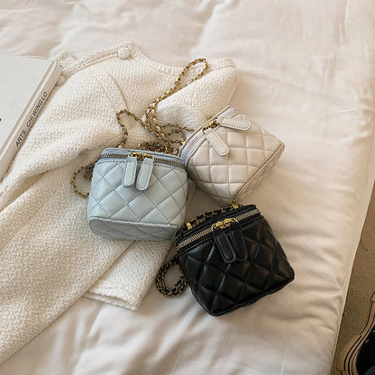 Lingge Chain Bucket Bag