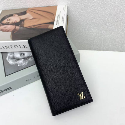 Multiple Wallet Initials