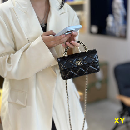 Flap Clutch With Chain