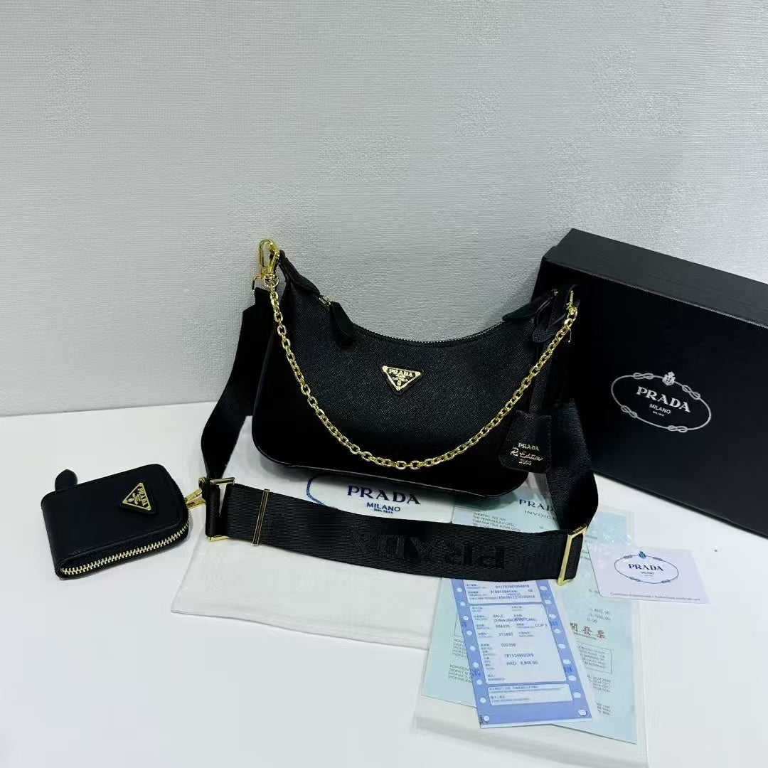 Re-Edition 2005 Saffiano Bag