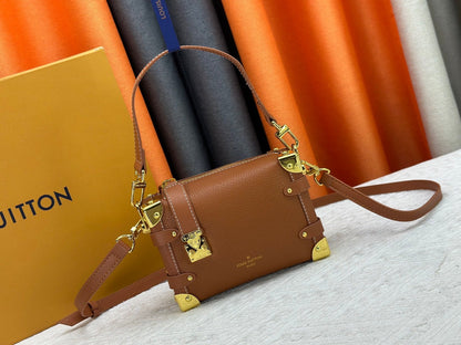 Side Trunk PM Handbag
