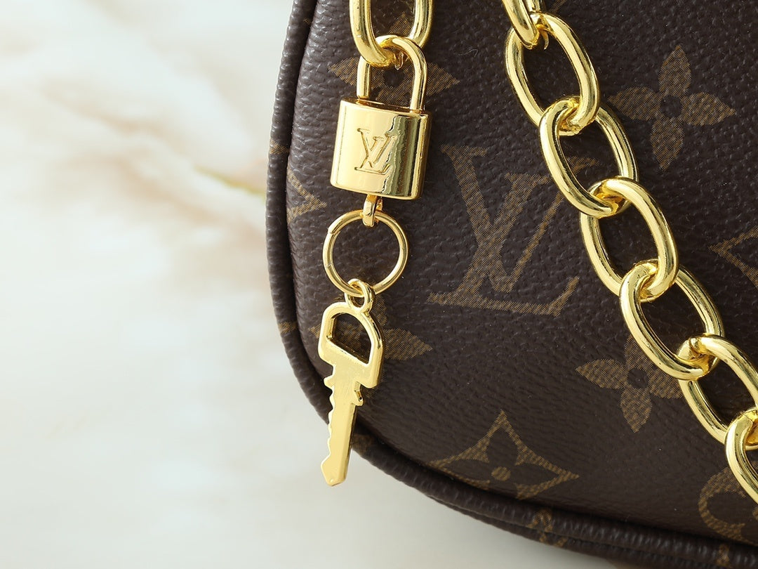 Catchy PM Handbag
