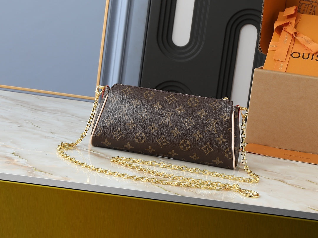 Pochette Eva Clutch