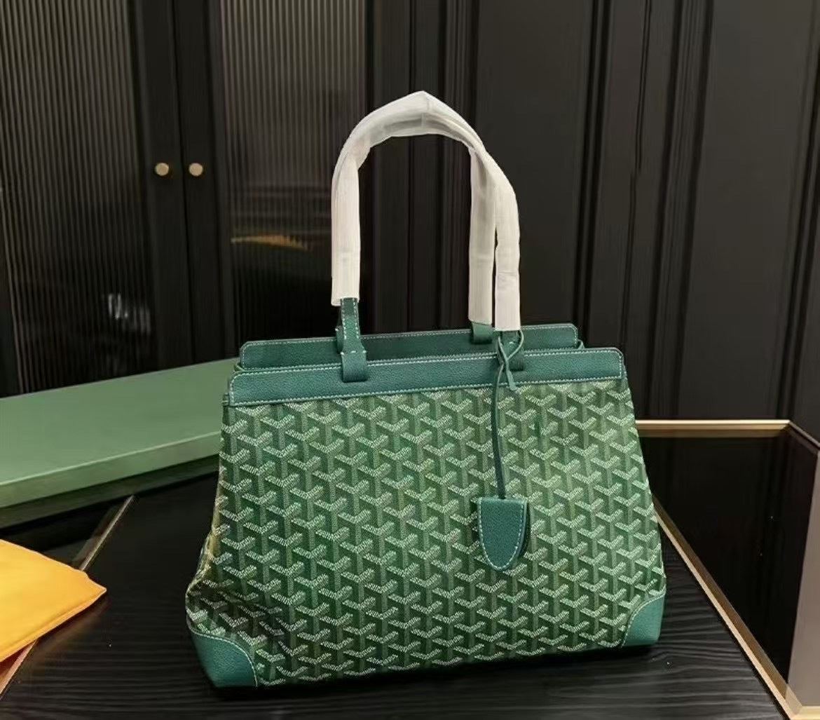 Bellechasse PM Bag