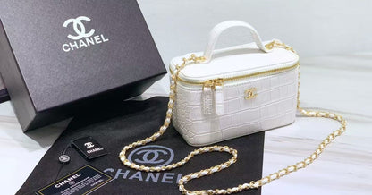 Structured Vanity With Chain