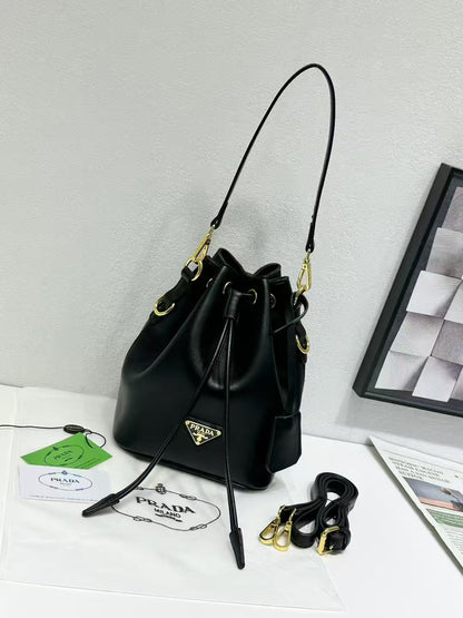 P Canva Bucket Bag
