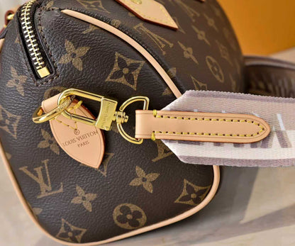 Pop Mart Plush Charm Handbag