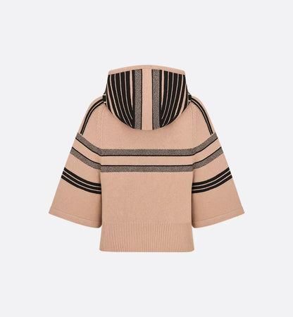 CDAlps Three-Quarter Sleeve Hooded Sweater